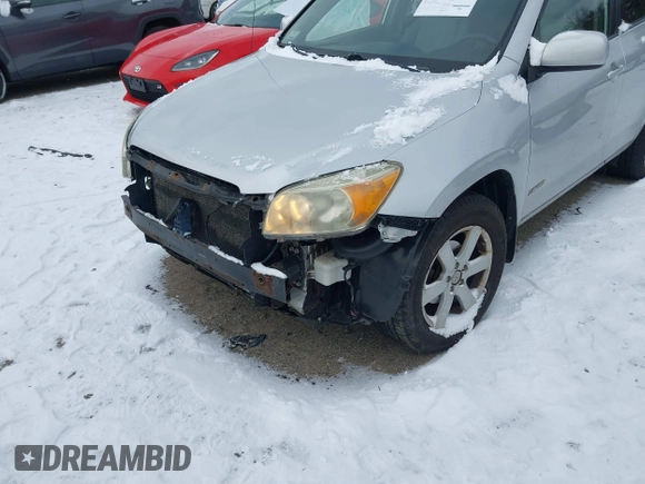 2006 Toyota RAV4 Limited with VIN JTMBK31V065012644, listed as a IAAI auction lot 41164316 with 215,149 mi miles. Bid and sale history available at carsss.com. Image 6.
