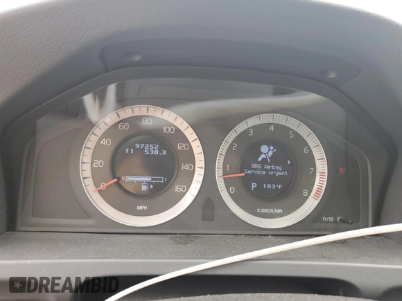 2011 Volvo S60 with VIN YV1902FH6B2011330, listed as a Copart auction lot 61014585 with 97,252 mi miles and Salvage title. Bid and sale history available at DreamBid. Image 9.