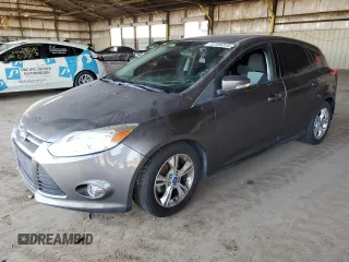 2014 Ford Focus SE with VIN 1FADP3K20EL363391, listed as a Copart auction lot 52556335 with 111,614 mi miles and Clean Title. Bid and sale history available at carsss.com. Image 1.