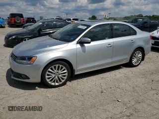 2013 Volkswagen Jetta TDI w/Premium with VIN 3VWLL7AJ4DM385387, listed as a Copart auction lot 63132695 with 132,468 mi miles and Clean title. Bid and sale history available at DreamBid. Image 1.