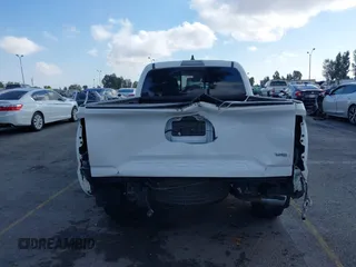 2020 Toyota Tacoma SR5 with VIN 3TMBZ5DN7LM026596, listed as a IAAI auction lot 40705410 with 123,489 mi miles and . Bid and sale history available at DreamBid. Image 17.