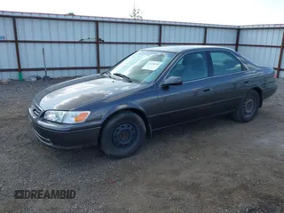 2000 Toyota Camry LE z VIN JT2BF22K4Y0236656, wystawiony jako IAAI lot #42476539 z przebiegiem 210 773 mil mil oraz . Historia ofert i sprzedaży dostępna na DreamBid. Obrazek 2.