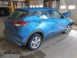 2021 Nissan Kicks S with VIN 3N1CP5BV9ML530901, listed as a IAAI auction lot 41672232 with Not Provided miles and . Bid and sale history available at carsss.com. Image 4.