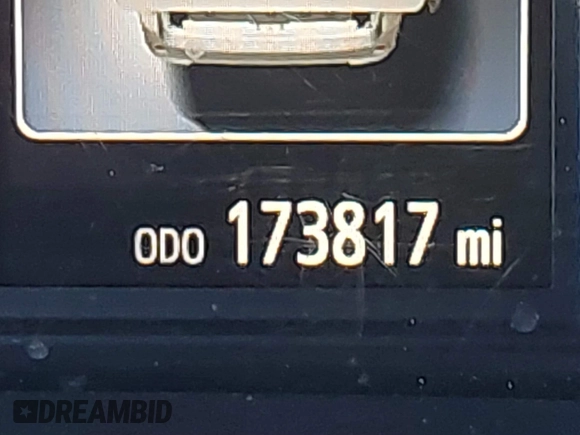 2015 Toyota Sienna XLE with VIN 5TDYK3DCXFS621190, listed as a IAAI auction lot 41646481 with 173,817 mi miles. Bid and sale history available at carsss.com. Image 15.
