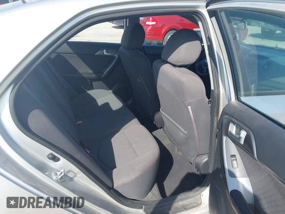 2010 Kia Forte SX с VIN KNAFW4A34A5116442, выставлен на аукционе IAAI как лот 42202552 с пробегом 133 303 миль миль и . История ставок и продаж доступна на DreamBid. Изображение 8.