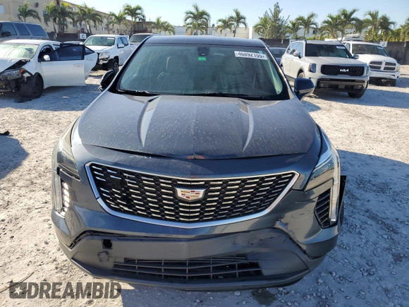 2019 Cadillac XT4 FWD Luxury z VIN 1GYAZAR49KF103014, wystawiony jako Copart lot #46892155 z przebiegiem 27 915 mil mil oraz Szkoda całkowita • Salvage title. Historia ofert i sprzedaży dostępna na DreamBid. Obrazek 5.