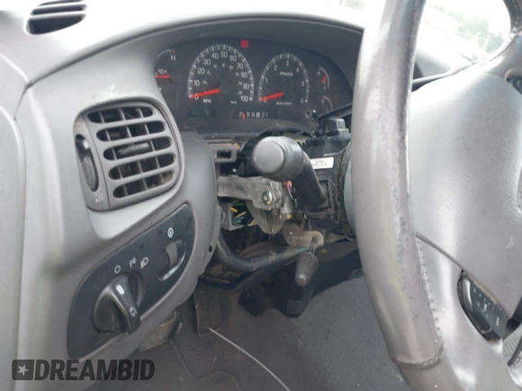 2002 Ford F-150 XL with VIN 1FTRX17L32NA19687, listed as a IAAI auction lot 42577258 with 216,685 mi miles and . Bid and sale history available at DreamBid. Image 14.