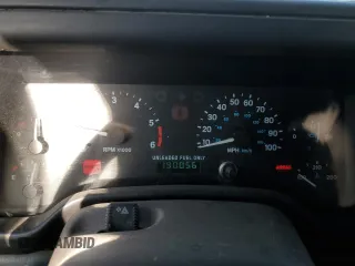 1998 Jeep Wrangler Sport with VIN 1J4FY19S2WP719595, listed as a Copart auction lot 73013584 with 190,056 mi miles and Salvage Title. Bid and sale history available at carsss.com. Image 9.