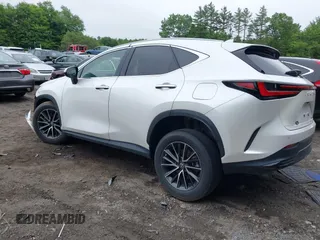 2024 Lexus NX 350 Premium z VIN 2T2GGCEZXRC052446, wystawiony jako IAAI lot #42538124 z przebiegiem 4 321 mil mil oraz . Historia ofert i sprzedaży dostępna na DreamBid. Obrazek 3.