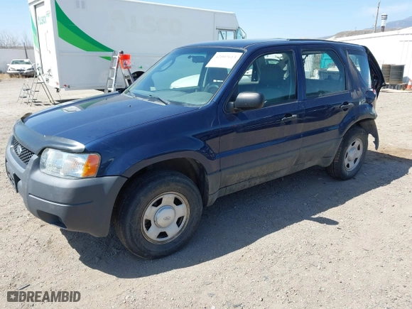 2003 Ford Escape XLS Popular with VIN 1FMYU92143KB89726, listed as a IAAI auction lot 42002613 with 95,586 mi miles. Bid and sale history available at carsss.com. Image 2.