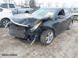 2013 Hyundai Sonata SE with VIN 5NPEC4AC6DH726709, listed as a IAAI auction lot 41967181 with 129,109 mi miles. Bid and sale history available at carsss.com. Image 17.