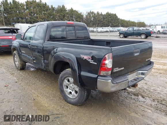 2010 Toyota Tacoma with VIN 5TEUU4EN8AZ696495, listed as a IAAI auction lot 41476399 with 141,396 mi miles and . Bid and sale history available at DreamBid. Image 3.
