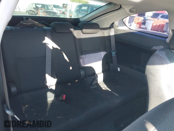 2005 Scion tC z VIN JTKDE177750019561, wystawiony jako IAAI lot #41045961 z przebiegiem Nie podano mil oraz . Historia ofert i sprzedaży dostępna na DreamBid. Obrazek 8.