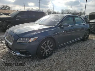 2019 Lincoln Continental Reserve with VIN 1LN6L9NPXK5602112, listed as a Copart auction lot 88939925 with 95,940 mi miles and Salvage Title. Bid and sale history available at carsss.com. Image 1.