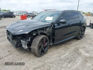 2022 Jaguar F-Pace SVR z VIN SADCZ2EE0NA702862, wystawiony jako IAAI lot #42129192 z przebiegiem 20 580 mil mil oraz . Historia ofert i sprzedaży dostępna na DreamBid. Obrazek 20.