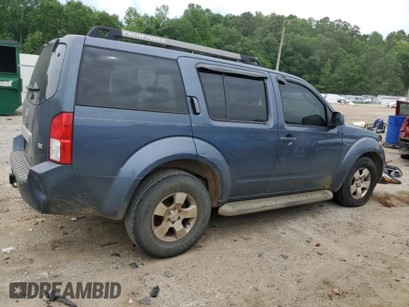 2005 Nissan Pathfinder LE z VIN 5N1AR18U95C706750, wystawiony jako Copart lot #81186314 z przebiegiem 259 815 mil mil oraz Szkoda całkowita • Salvage title. Historia ofert i sprzedaży dostępna na DreamBid. Obrazek 3.