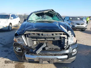 2019 GMC Canyon 4WD Denali with VIN 1GTG6EEN0K1106301, listed as a IAAI auction lot 41475337 with 1 mi miles. Bid and sale history available at carsss.com. Image 12.