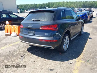 2018 Audi Q5 Premium Plus z VIN WA1BNAFYXJ2187762, wystawiony jako IAAI lot #42324210 z przebiegiem 44 407 mil mil oraz . Historia ofert i sprzedaży dostępna na DreamBid. Obrazek 4.