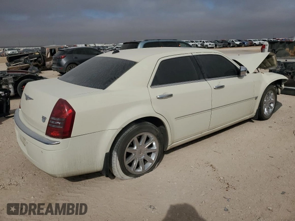 2005 Chrysler 300 with VIN 2C3AA63HX5H553395, listed as a Copart auction lot 44969625 with 112,726 mi miles and Salvage Title. Bid and sale history available at carsss.com. Image 3.