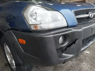 2007 Hyundai Tucson SE with VIN KM8JN72D77U671520, listed as a IAAI auction lot 41255727 with 181,374 mi miles and . Bid and sale history available at DreamBid. Image 6.