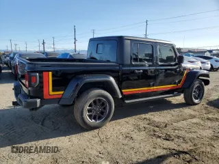 2022 Jeep Gladiator High Altitude z VIN 1C6HJTFG8NL117621, wystawiony jako Copart lot #51694945 z przebiegiem 44 230 mil mil oraz Szkoda całkowita • Salvage title. Historia ofert i sprzedaży dostępna na DreamBid. Obrazek 3.