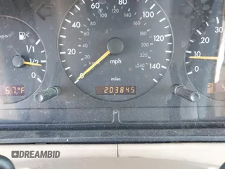 2002 Mercedes-Benz M 320/430/500 with VIN 4JGAB75E42A322824, listed as a IAAI auction lot 41871249 with 203,845 mi miles and . Bid and sale history available at carsss.com. Image 15.
