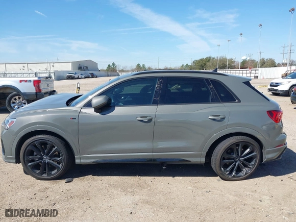 2020 Audi Q3 S line Premium Plus with VIN WA1EECF38L1089559, listed as a IAAI auction lot 41715264 with 74,192 mi miles. Bid and sale history available at carsss.com. Image 14.