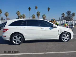 2011 Mercedes-Benz R-Class R 350 with VIN 4JGCB6FE7BA113434, listed as a IAAI auction lot 41460531 with 248,643 mi miles. Bid and sale history available at carsss.com. Image 13.