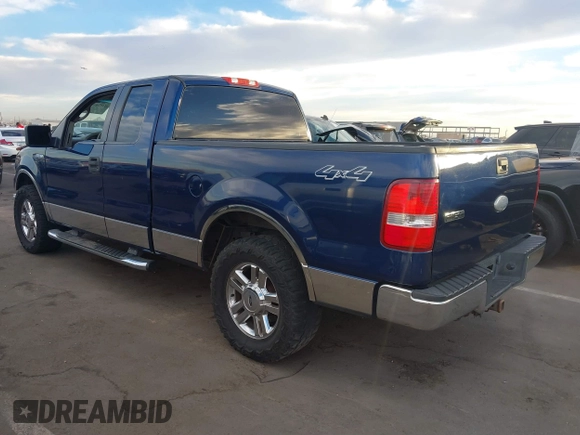 2007 Ford F-150 XLT z VIN 1FTPX14V27FB70552, wystawiony jako IAAI lot #41492410 z przebiegiem 247 114 mil mil oraz . Historia ofert i sprzedaży dostępna na DreamBid. Obrazek 3.
