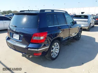 2010 Mercedes-Benz GLK-Class GLK 350 with VIN WDCGG5GBXAF481835, listed as a IAAI auction lot 41684237 with 75,517 mi miles. Bid and sale history available at carsss.com. Image 4.