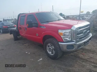 2015 Ford Super Duty F-250 SRW Lariat with VIN 1FT7W2BT7FEB63210, listed as a IAAI auction lot 39905045 with 213,169 mi miles. Bid and sale history available at carsss.com. Image 1.