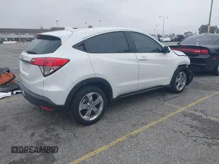 2021 Honda HR-V LX with VIN 3CZRU5H30MM722234, listed as a IAAI auction lot 41885832 with 45,005 mi miles. Bid and sale history available at carsss.com. Image 4.