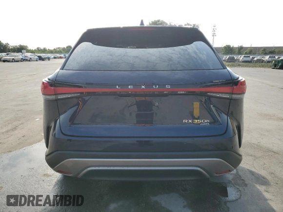 2023 Lexus RX 350h z VIN 2T2BBMCA3PC019829, wystawiony jako Copart lot #56878215 z przebiegiem 11 700 mil mil oraz Szkoda całkowita • Salvage title. Historia ofert i sprzedaży dostępna na DreamBid. Obrazek 6.