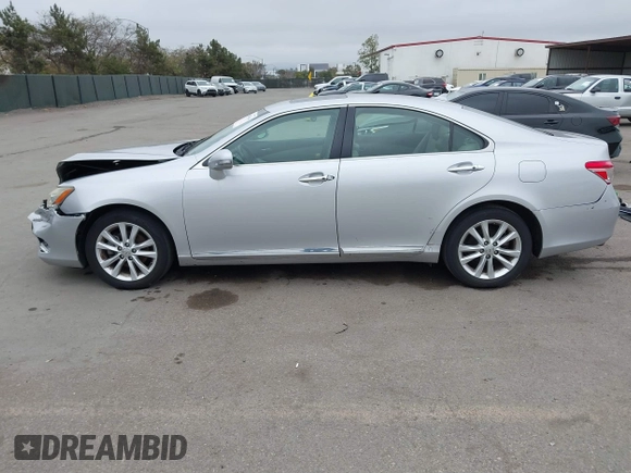 2010 Lexus ES with VIN JTHBK1EG4A2379801, listed as a IAAI auction lot 41880364 with 152,228 mi miles. Bid and sale history available at carsss.com. Image 14.
