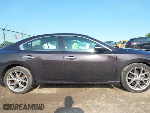 2011 Nissan Maxima SV with VIN 1N4AA5AP5BC853124, listed as a IAAI auction lot 42391492 with 152,097 mi miles and . Bid and sale history available at DreamBid. Image 13.