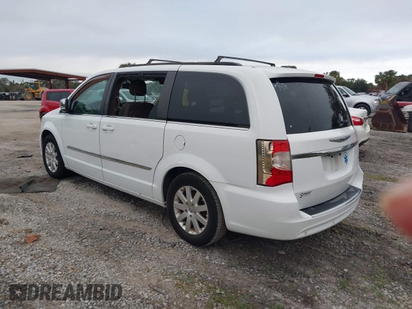 2014 Chrysler Town & Country Touring-L with VIN 2C4RC1CG7ER460427, listed as a IAAI auction lot 40876176 with 177,707 mi miles. Bid and sale history available at carsss.com. Image 3.