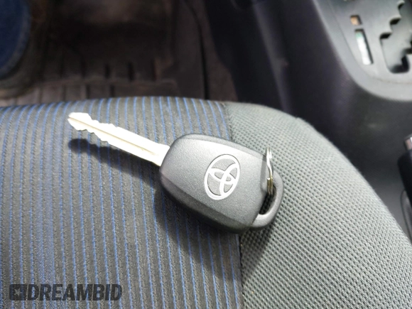 2016 Toyota Prius One z VIN JTDKDTB33G1121647, wystawiony jako IAAI lot #42020194 z przebiegiem 72 535 mil mil oraz . Historia ofert i sprzedaży dostępna na DreamBid. Obrazek 11.
