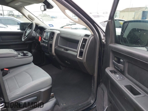 2019 Ram 1500 Classic Tradesman with VIN 1C6RR6FG6KS630446, listed as a IAAI auction lot 41595434 with 72,644 mi miles. Bid and sale history available at carsss.com. Image 5.