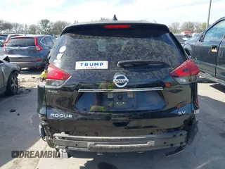 2017 Nissan Rogue SV with VIN KNMAT2MT9HP522348, listed as a IAAI auction lot 41797991 with 104,952 mi miles. Bid and sale history available at carsss.com. Image 17.