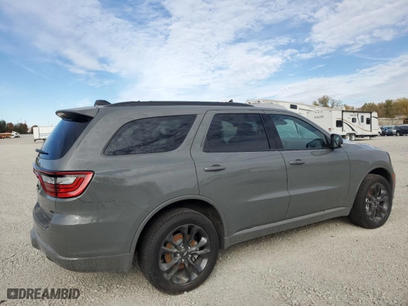 2024 Dodge Durango GT with VIN 1C4RDJDG8RC173379, listed as a Copart auction lot 68359024 with 19 mi miles and Salvage Title. Bid and sale history available at carsss.com. Image 3.