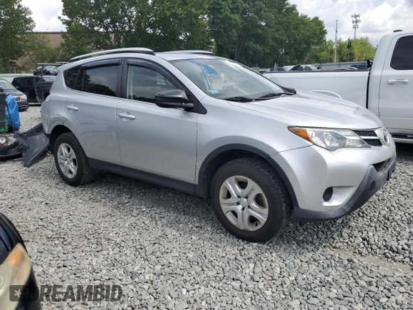 2015 Toyota RAV4 LE z VIN JTMBFREV4FD144362, wystawiony jako Copart lot #62429315 z przebiegiem 114 204 mil mil oraz Czysty tytuł • Clean title. Historia ofert i sprzedaży dostępna na DreamBid. Obrazek 4.