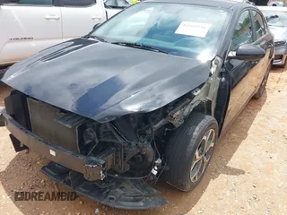 2021 Kia Forte LXS с VIN 3KPF24AD8ME265680, выставлен на аукционе IAAI как лот 42369530 с пробегом 76 678 миль миль и . История ставок и продаж доступна на DreamBid. Изображение 6.