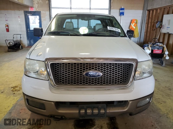 2005 Ford F-150 XLT with VIN 1FTPW14555KC66215, listed as a Copart auction lot 42051915 with 239,385 mi miles and Clean Title. Bid and sale history available at carsss.com. Image 5.