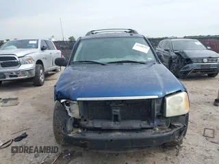 2005 GMC Envoy SLE z VIN 1GKES16S756149142, wystawiony jako IAAI lot #42188531 z przebiegiem 240 691 mil mil oraz . Historia ofert i sprzedaży dostępna na DreamBid. Obrazek 12.