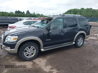 2007 Ford Explorer Eddie Bauer с VIN 1FMEU64EX7UA41639, выставлен на аукционе IAAI как лот 42539231 с пробегом Не указан миль и . История ставок и продаж доступна на DreamBid. Изображение 6.