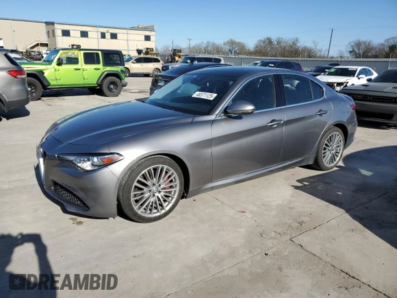 2017 Alfa Romeo Giulia Ti z VIN ZARFAECN3H7556176, wystawiony jako Copart lot #48371125 z przebiegiem 47 520 mil mil oraz Szkody całkowita. Historia ofert i sprzedaży dostępna na DreamBid. Obrazek 1.