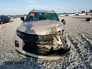 2021 Chevrolet Blazer LT z VIN 3GNKBDRS1MS559092, wystawiony jako Copart lot #54264495 z przebiegiem Nie podano mil oraz Nie do naprawy • Non repairable. Historia ofert i sprzedaży dostępna na DreamBid. Obrazek 14.