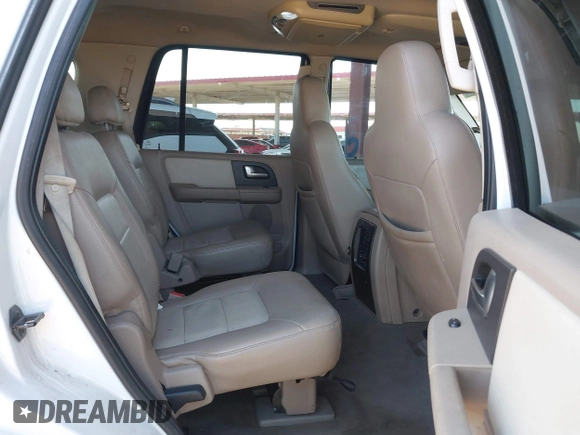 2003 Ford Expedition Eddie Bauer with VIN 1FMPU17L53LC44847, listed as a IAAI auction lot 42255280 with 275,188 mi miles and . Bid and sale history available at DreamBid. Image 8.