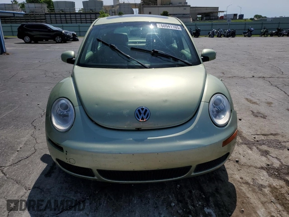 2009 Volkswagen Beetle S with VIN 3VWRW31CX9M510525, listed as a Copart auction lot 60941165 with 132,959 mi miles and Salvage title. Bid and sale history available at DreamBid. Image 5.