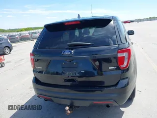 2016 Ford Police Interceptor Utility z VIN 1FM5K8AR2GGB07317, wystawiony jako IAAI lot #42337310 z przebiegiem 166 786 mil mil oraz . Historia ofert i sprzedaży dostępna na DreamBid. Obrazek 16.